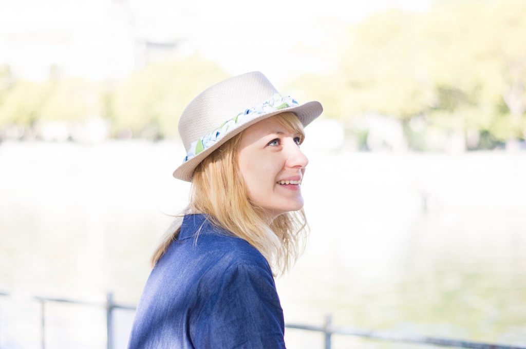 diy-frou-frou-chapeau-tresse-tissus-2