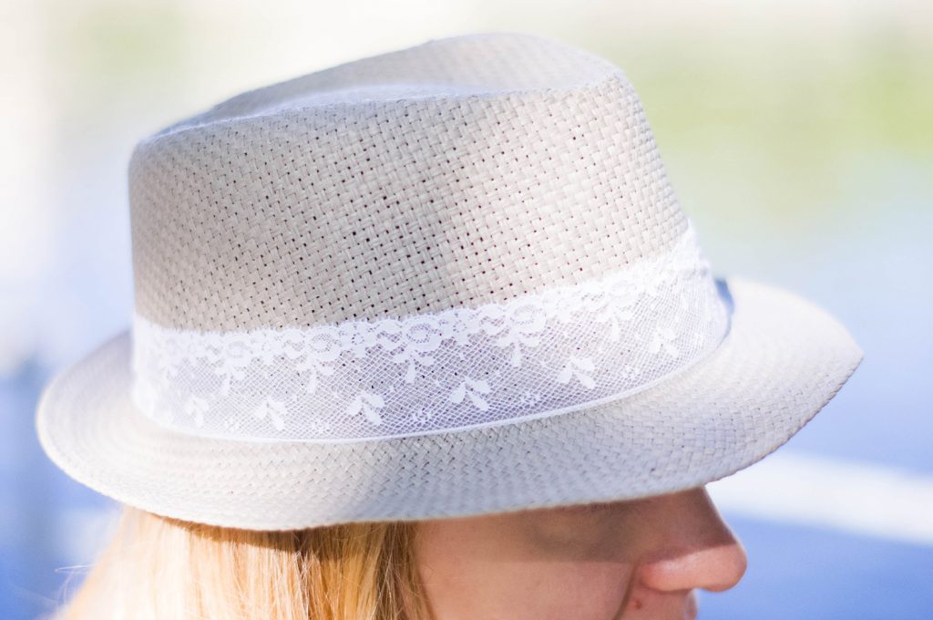 diy-frou-frou-chapeau-tresse-tissus-tuto-dentelle-1