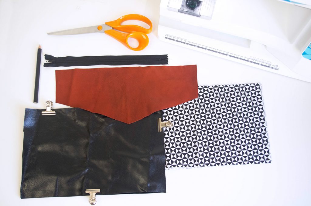 diy-husqvarna-viking-pochette-cuir
