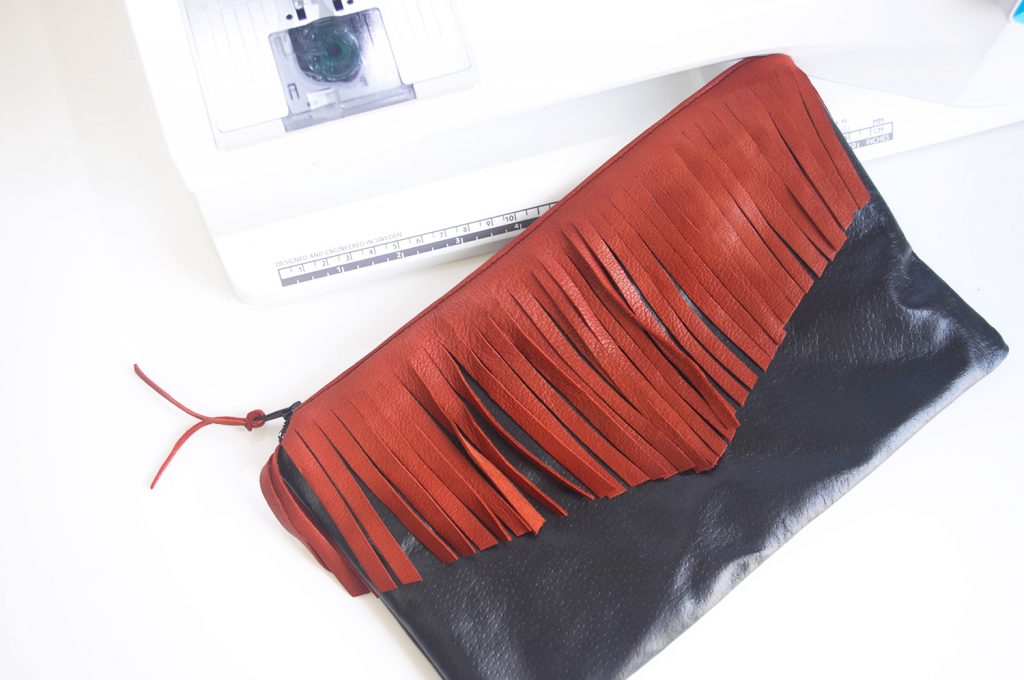 diy-husqvarna-viking-pochette-cuir