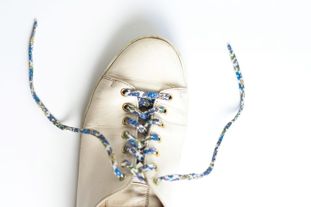 diy-lacets-baskets-froufrou-1