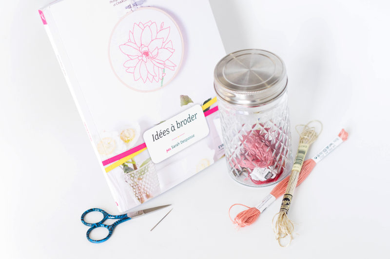 Demsyeq Livre D'aiguilles à Broder Livre D'instructions De