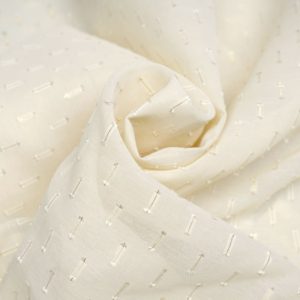 tissu-mousseline-blanc-a-motif-tisse-et-dore