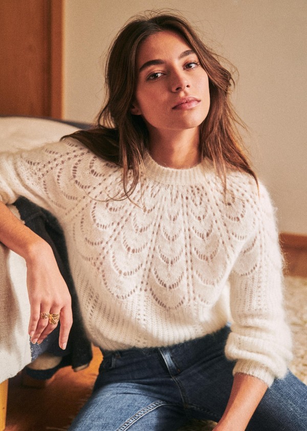 Mon Whitmoor sweater blanc Atelier Svila